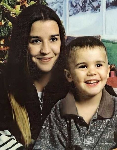 Justin Bieber Mom and Dad Biography (2020) [UPDATED] Young Justin Bieber, Pattie Mallette, Justin Bieber Baby, Justin Bieber Images, Bio Facts, Justin Bieber Pictures, Young Celebrities, I Love Justin Bieber, Justin Beiber