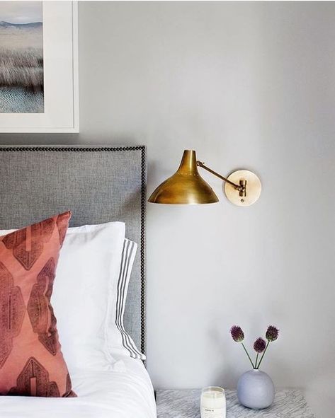 Modern bedroom with bronze vintage style bedside light wall sconce. Light Kitchen Floor, Bedroom Sconces, Bedroom Reading Lights, Sconces Fireplace, Wall Sconces Living Room, Sconces Living Room, Bedside Wall Lights, Reading Lights, Rustic Wall Sconces