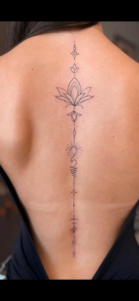 Feminine Back Tattoos, Flower Spine Tattoos, Tattoos For Women Flowers, Writing Tattoos, Petite Tattoos, Spine Tattoos For Women, Makijaż Smokey Eye, Classy Tattoos, Spine Tattoo