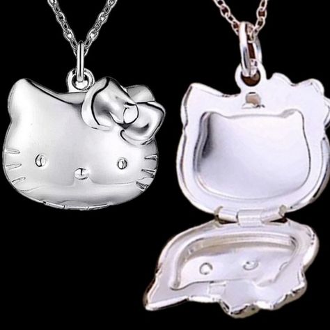 NWOT Hello Kitty Necklace Sanrio Jewelry, Hello Kitty Necklace, Kitty Necklace, Hello Kitty Jewelry, Hello Kitty Accessories, Princess Jewelry, Hello Kitty Halloween, Pink Girly Things, Hello Kitty Items