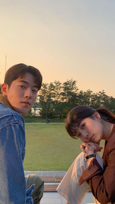 Seo Dal Mi, Start Up Kdrama, Nam Joo Hyuk Wallpaper, Nam Joo Hyuk Cute, Kang Ho Song, I Love Cinema, Korean Drama Movies, Joo Hyuk, Cute Couple Poses