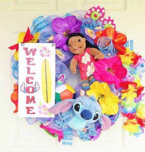 Lilo and Stitch Wreath by SparkleForYourCastle on Etsy, $139.00 Lilo And Stitch Wreath, November Decorations, Character Wreaths, Stitch Bday, Hawaiian Wreath, Wreath Business, Stitch Wreath, Disney Wreath, Tulle Crafts