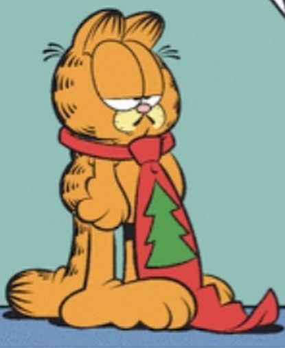 garfield orange tie red green tree cat Christmas comic blue funny Garfield Christmas Wallpaper, Garfield Thanksgiving, Christmas Garfield, Garfield Stuff, Christmas Core, Funny Merry Christmas, Emo Emo, Garfield Christmas, Garfield Cartoon