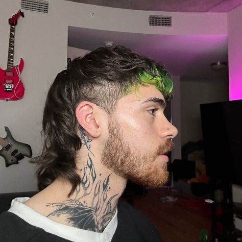 Mens Mullet Styles, Mullet Coloured Hair, Cute Mohawk Hairstyles, Split Dye Mullet Men, Mens Shaved Sides Hairstyles, Edgy Mullet Mens, Mullet Hair Color Ideas Men, Alternative Mullet Men, Alt Mullet Men