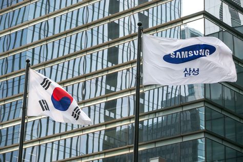 A South Korean flag, left, and Samsung Electronics flag fly outside the company's headquarters in Seoul, South Korea, on July 5, 2019. Jean Chung | Bloomberg | Getty Images Samsung Electronics said Thursday it expects a gradual recovery in demand for its mobile devices and consumer electronics in the second half of the year.  The South Korean tech giant said that while risks remain, Samsung will respond to reviving demand through flexible supply chain management. Some of those risks in South Korean Flag, Flies Outside, Korean Flag, Samsung Electronics, Memory Chip, Cloud Computing Services, Suwon, Supply Chain Management, Asset Management