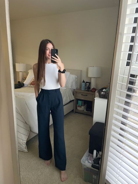 Agency Pants Outfit, Navy Pants Office Outfit, Business Outfits Black Pants, Black Business Casual Pants, Navy Blue Wide Pants Outfit, Blue Top Work Outfit, Startup Work Outfit, Slacks And Top Outfit, Navy Tailored Trousers Outfit