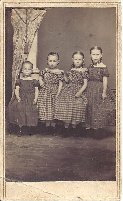 Four Little Sisters - CDV | A CDV of four little girls, obvi… | Flickr Postmortem Photos, Postmortem Photography, Post Mortem Pictures, Vintage Children Photos, Standing Pose, Victorian Photos, Post Mortem, White Photos, Memento Mori