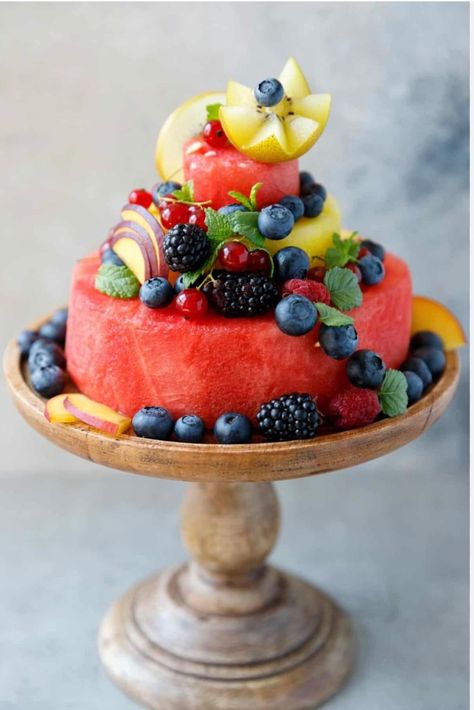 Water Cake Recipe, Homemade Custard Recipe, Watermelon Cake Recipe, Cantaloupe Fruit, Keto Cabbage, Fruit Birthday Cake, Fruit Cake Design, Diet Soup, Fresh Fruit Cake