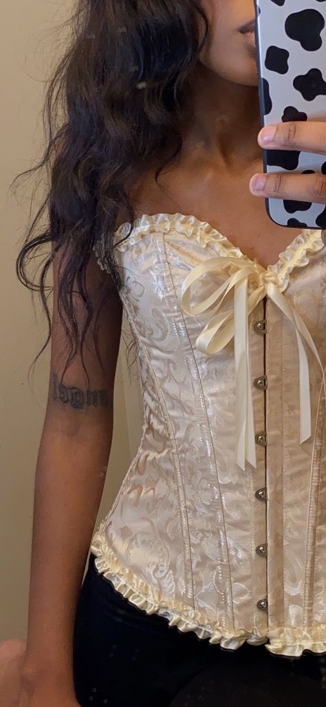 Beige Corset Outfit, Corset Outfit, Velvet Heart, Insta Photo Ideas, Corsets, Quince, Cream Color, Trendy Outfits, Style Me