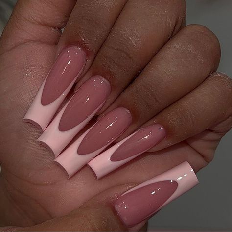 Curved Tips Acrylics, Baby Pink And Black Nails, Baby Pink French Tip Nails, Baby Pink French Tip, Design French Tip, Fun Spring Nails, Red Long Hair, Long Square Nails, Wow Nails