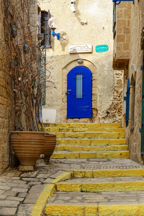 Old City Jaffa: The Best Landmarks | PurPurPurPur Old Jaffa, Mediterranean Vibes, Clock Tower, Old City, Art Galleries, Heritage Site, Art Room, Cartoon Wallpaper, Great Britain