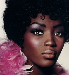 70's makeup for black women - Google Search Fall Makeup Trend, 70s Makeup, Makeup For Black Skin, Dark Skin Beauty, Women Skin, Vintage Makeup, Dark Skin Makeup, Looks Black, Dark Skin Women