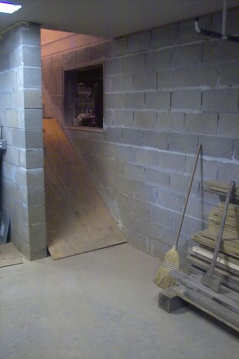 How to build a top secret bunker under your house - http://SurvivalistDaily.com/how-to-build-a-top-secret-bunker-under-your-house/ Secret Bunker, Underground Shelter, Storm Shelter, Root Cellar, Underground Bunker, Urban Exploring, Underground Homes, Safe Room, Survival Shelter