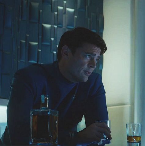 Star Trek Bones, Leonard Mccoy, Star Trek Reboot, Film Star Trek, Star Trek 2009, Star Trek Beyond, Simon Pegg, The Fall Guy, Karl Urban