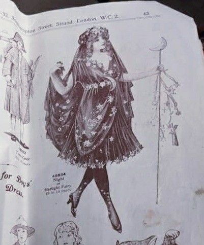 Night Fairy Costume, 1920s Witch, Fancy Dress Patterns, Vintage Halloween Costumes, Victorian Fancy Dress, Dress For Night, Victorian Fairy, 20s Dress, Vintage Halloween Costume