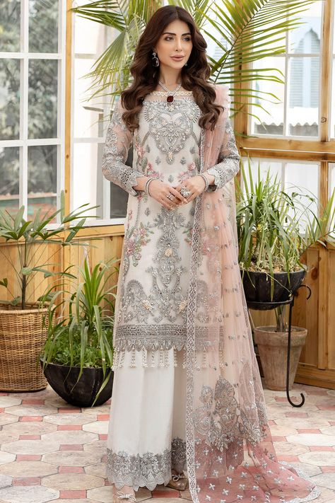 Explore our Premium Pakistani Salwar Kameez Suits with Elegant & Stylish Pakistani Kameez Salwar Suits for Women Online in USA & Canada. Fast Shiping. Pakistan Embroidery, Embroided Patch, White Salwar Kameez, Organza Suits, Side Borders, Pakistani Salwar Kameez, Embroidered Organza, Pakistani Dress, Net Dupatta