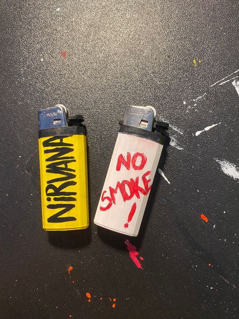 Drawings On Lighters, Distraction Aesthetic, Lighter Painting, Lighter Paintings Ideas, Diy Decorate Lighter, Lighter Drawing, Diy Lighter, Chinese Propaganda Posters, Lighter Design