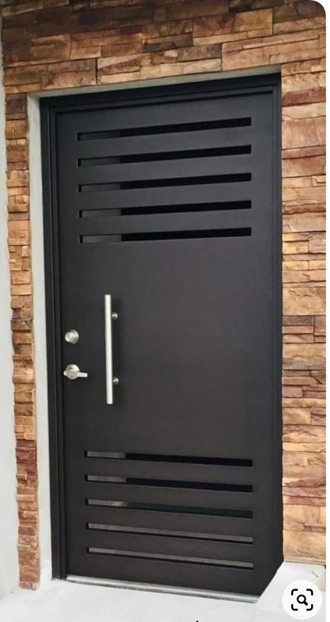 Main Door Iron Grill Design, Modern Iron Door Design, Gate Colour Ideas Iron, Door Grill Design Metals, Main Door Grill Design Modern, Bedroom Gate Design, Iron Safety Door Design, Door Grill Design Modern, Main Grill Gate Design