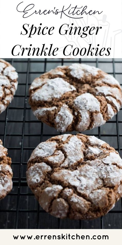 This recipe for Spiced Ginger Crinkle Cookies are ideal for holiday baking. These gingerbread flavored cookies are chewy and delicious! Fall Crinkle Cookies, Spice Crinkle Cookies, Ginger Crinkle Cookies, Colossal Cookies, Gingerbread Crinkle Cookies, Recipes Deserts, Flavored Cookies, Ball Cookies, Crackle Cookies