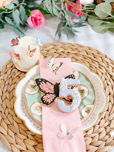 Butterfly 5th Birthday Party, Fifth Birthday Party Ideas Girl, 5th Birthday Party Ideas Girl, Butterfly Party Food, Butterfly Garden Birthday Party, Butterfly Tea Party, Butterfly Themed Birthday Party, Butterfly Theme Party, Butterfly Birthday Theme