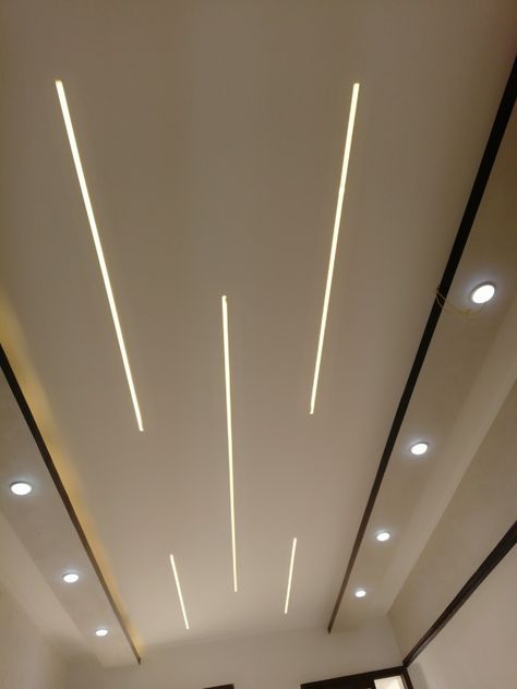 Lid Profile Light, Profile Pop Design, Ceiling Design Profile Light, Ceiling Profile Light Design, Pop Profile Light Design, Profile Lighting Ceilings, Profile Lights In Ceiling Design, Profile Light Ceiling Design, Simple False Ceiling Design