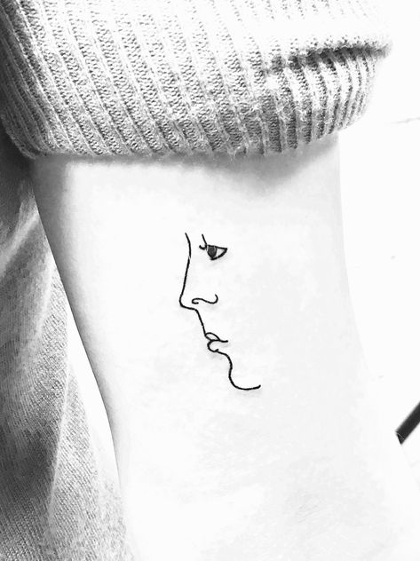 I made a small tattoo of Paul McCartney’s profile (from The Beatle’s album cover “Revoler” 1966) on my hand, after visiting his concert in Krakow, Poland (December 3, 2018). It’s my first tattoo. Nowhere Man Tattoo Beatles, Paul Mccartney Tattoo Ideas, Paul Mccartney Tattoo, Beatles Tattoo Minimalist, The Beatles Tattoo Ideas, Paul Mccartney Quotes, Paul Mccartney Guitar, Paul Mccartney Kids, Beatles Tattoo