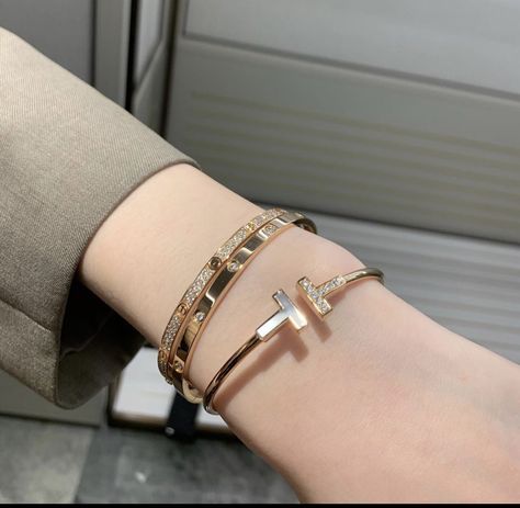 T Wire Bracelet Tiffany, Tiffany Bracelet Stack, Tiffany T Wire, Tiffany Bracelet, Wrist Stack, Mother Of Pearl Bracelet, Tiffany T, Tiffany Bracelets, Expensive Jewelry Luxury