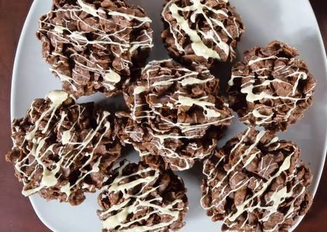 Sweet Treat, Chocolates, Sweet Treats, Cereal, Dessert Recipes, Chips, Festival, Cake, Desert Recipes