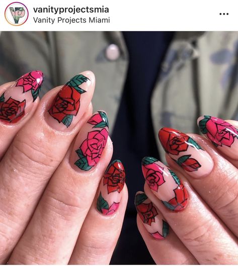 Red & Pink Roses Red Rose Nail Design, Red Rose Nails, Red Short Nails, Rose Nail Design, Nails Gorgeous, Nail White, Nails Styles, Nail Hacks, Colors Nails