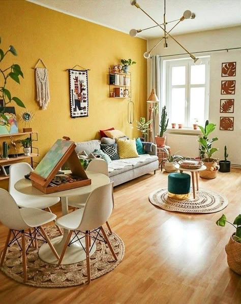 Living Room Wall Color, Room Wall Colors, Yellow Room, Yellow Living Room, Yellow Home Decor, Yellow Walls, Wallpaper Living Room, Wall Color, Room Colors