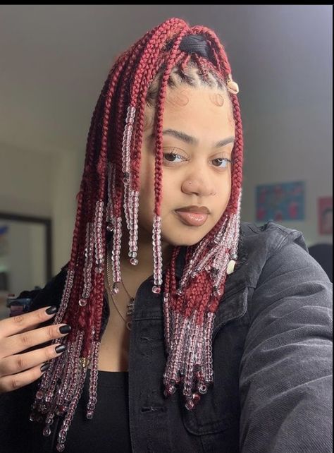 Burgundy Knotless Braids With Beads, Red Box Braids With Beads, Burgundy Braids With Beads, Red Braids With Beads, Pink Braids With Beads, Short Knotless, 2022 Hairstyles, Long Braided Hairstyles, Cornrow Braids