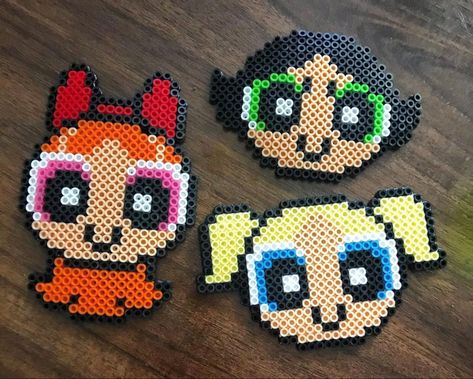 Perler Bead Patterns Powerpuff, Perler Beads Power Puff, Miraculous Ladybug Perler Beads, Barbie Perler, Cartoon Perler Beads, Patrones Hama Beads Ideas, Disney Perler Bead Patterns, Perler Bead Art Ideas, Mario Perler Beads