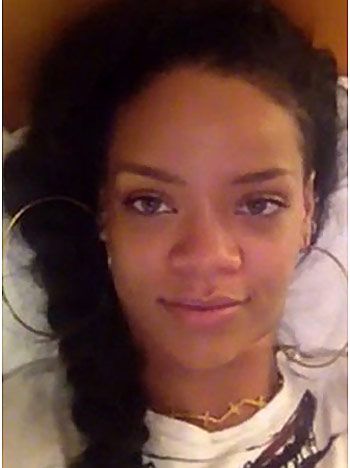 Pictures Of Rihanna, Rihanna Makeup, Celebs Without Makeup, Different Shades Of Black, Rihanna Looks, Makeup Secret, Stretch Mark Cream, Free Skincare, Celebrity Skin