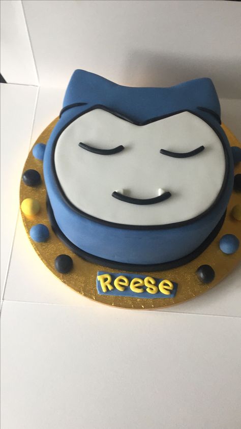 Pokemon Snorlax Birthday Cake, Snorlax Party Ideas, Snorlax Birthday Cake, Snorlax Cake, Gigantamax Pokemon, Pokemon Torte, Snorlax Pokemon, Kids Birthday Party Cake, Pokémon Party