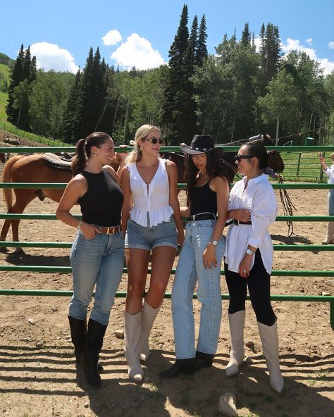 having a miley stewart summer w/ @macys 🐎⛰️✨ horseback riding vlog live now on reels (its a fun one 🤳🏼) shop my outfits on my macys wishlist in bio! 💌 #macyssummerhits #macysstylecrew #macyspartner #vailcolorado #beavercreek #horsebackriding #beavercreekstables Horseback Riding Outfit Western, Summer Horseback Riding Outfit, Aspen Summer, Camp Fits, Miley Stewart Summer, Aspen Trip, Ranch Outfits, Trip Outfit Summer, Ranch Girl