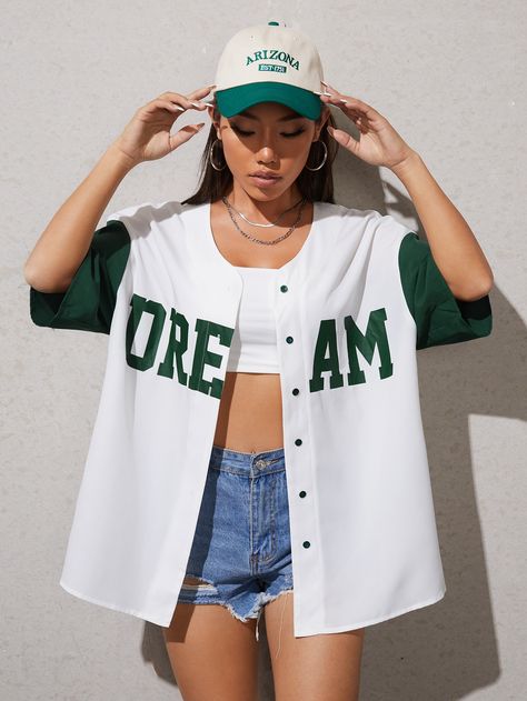 90s Baseball Jersey Outfit Women, Baseball Jersey Outfit Women, Sports Jersey Outfit, Baseball Shirt Outfit, Baseball Mom Outfits, Baseball Jersey Outfit, Outfits Con Camisa, Casual Sporty Outfits, Sportswear Outfits