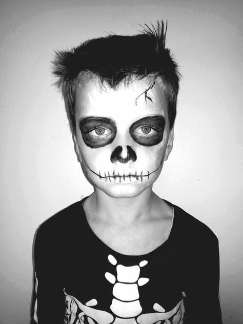 Skelton Faces Makeup Kids, Skeleton Makeup Kids Boys, Skeleton Face Paint Easy Kids, Skeleton Face Makeup Kids, Kid Skeleton Face Paint, Easy Skeleton Makeup Kids, Skeleton Makeup For Kids, Toddler Skeleton Makeup, Skeleton Face Paint For Kids