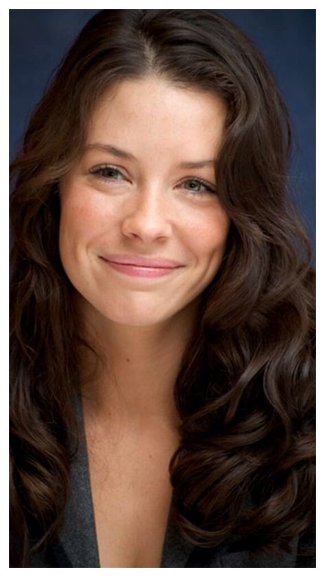 Nicole Evangeline Lilly, Kate Austen, Evangeline Lilly, Canadian Actresses, Long Brown Hair, Actrices Hollywood, Penelope Cruz, Kate Beckinsale, Jolie Photo