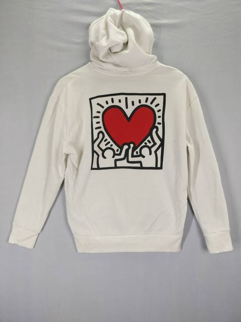 Keith Haring Sweatshirt, Keith Haring Hoodie, Simple Hoodie Design, Keith Haring Clothing, Clothes Wishlist, Clean Fashion, Valentines Outfits, Men's Tops, Vintage Hoodies