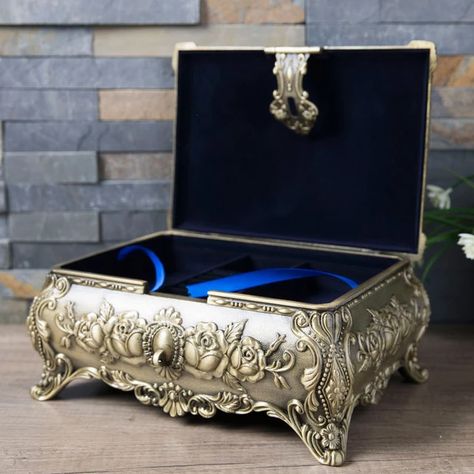 Size Xl Vintage Jewelry Box 2 Layers Metal Art Craft Trinket Box Flower Carved With Stone Decor Gift Package Home Decoration - Jewelry Packaging & Display - AliExpress Antique Jewelry Box, Flower Carving, Silver Decor, Display Type, Vintage Jewelry Box, Gift Package, Stone Decor, Jewelry Storage, Jewelry Case