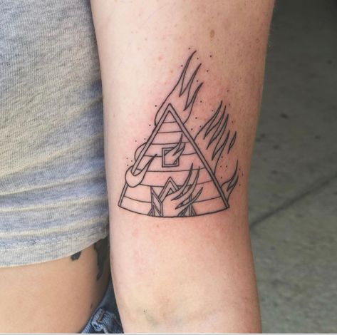 Hereditary Tattoo Ideas, Three Fates Tattoo, Gf Tattoo, A24 Tattoo, Tarot Card Hermit Tattoo, Hereditary Tattoo, Tarot Card Tattoo Hermit, Midsommar Symbol, Midsommar Tattoos