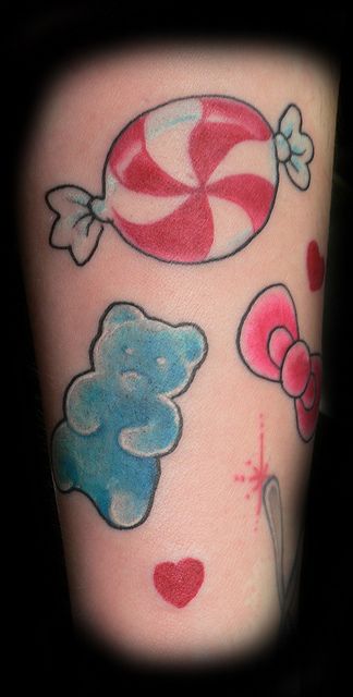 peppermint + gummie bear + hello kitty bow by #inkandpistons Bear Hello Kitty, Sweets Art, Candy Tattoo, Bow Tattoo Designs, Seashell Tattoos, Food Tattoos, Hello Kitty Bow, Bow Tattoo, Sweet Tattoos