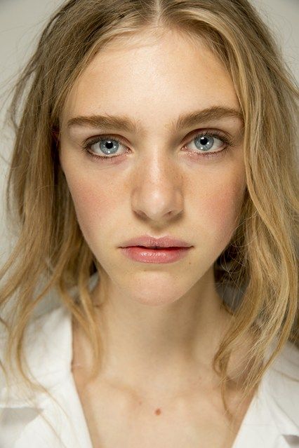 kors Josephine Le Tutour, Blush On Cheeks, 2015 Hairstyles, Model Face, Model Look, Michael Kors Collection, Natural Face, Spring Summer 2015, Summer 2015