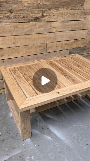 Outdoor Coffee Table Diy, Diy Patio Coffee Table, Diy Outdoor Coffee Table, Table Woodworking, Outdoor Coffee Table, Instagram Diy, Outdoor Coffee Tables, Outdoor Wood, Table Ideas