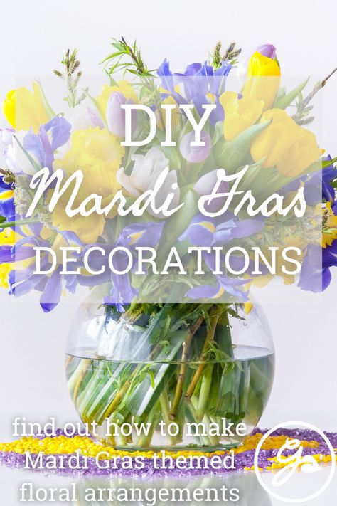 Mardi Gras Flower Arrangements, Diy Mardi Gras Decorations, Themed Floral Arrangements, Spring Blooming Flowers, Frugal Gardening, List Of Flowers, Mardi Gras Decorations, Daffodil Flower, Deep Purple Color