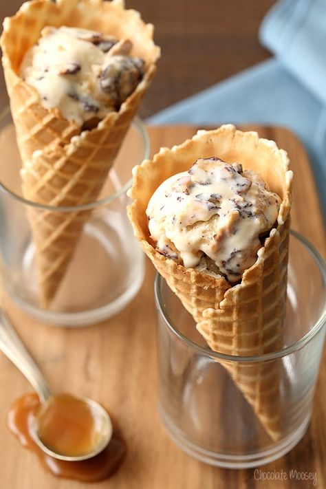 Caramel Waffle Cone Ice Cream Waffle Cone Ice Cream, Ice Cream Cones Recipe, Waffle Cone Recipe, Waffle Cone Maker, Caramel Waffles, Cone Ice Cream, Strawberry Crunch, Ice Cream Stand, Ice Cream Maker Recipes