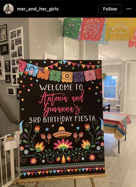 Fiesta Chalkboard Art, Mexican Restaurant Chalkboard Ideas, Fiesta Chalkboard Sign, Mexican Chalkboard Art, Tacobar Party, Cantina Decor, Happy Birthday Chalkboard, Chalkboard Hand Lettering, Mexican Theme Party Decorations