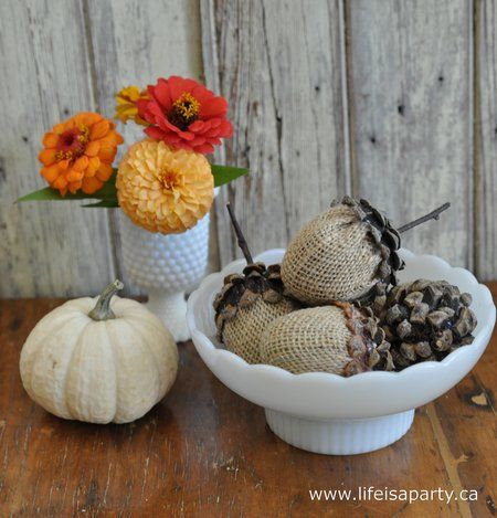 Acorn Craft, Burlap Crafts Diy, Acorn Crafts, Burlap Projects, Diy Burlap, Plastic Easter Eggs, Autumn Ideas, Burlap Crafts, Autumn Crafts