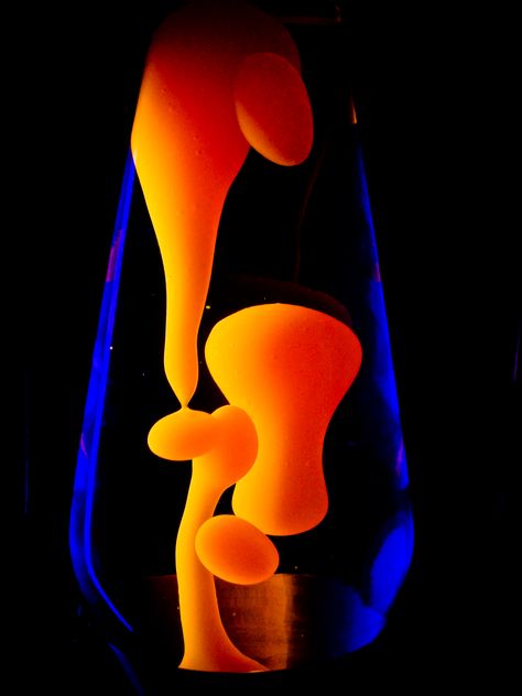 Close-up of Lava Flow...very trippy! Lava Lamp Pictures, Lava Lamp Close Up, Lava Lamp Photography, Lava Lamp Poster, Lava Lamp Painting, Beer Mural, Lava Lamp Art, Lava Lamp Aesthetic, Mushroom Inspiration