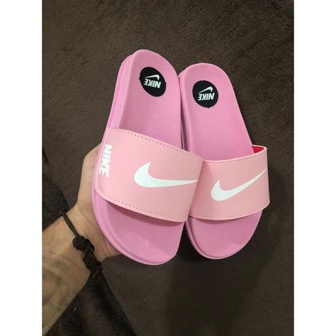 Pink Nike Slides, Nike Slippers, Fluffy Shoes, Nike Slides, Preppy Shoes, Jordan Shoes Retro, Girly Shoes, Baby Princess, Swag Shoes